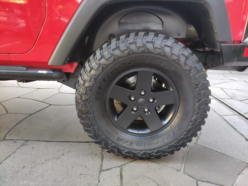 Imagem 2 de 11 de Jeep Wrangler Sport 2013 Em Excelente Estado