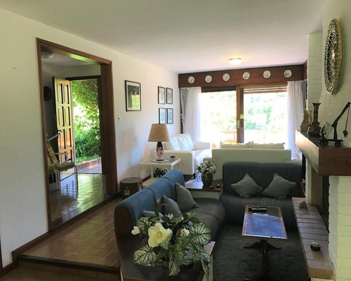 Casa En Venta De 4 Dormitorios En San Rafael