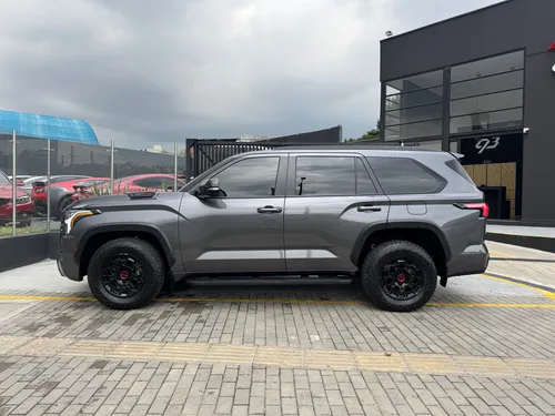 Toyota Sequoia 3.5 V6 Trd Pro