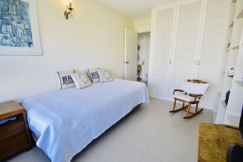 Departamento - Playa Mansa