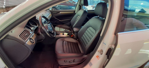 Imagen 12 de 15 de Volkswagen Passat 2019 2.5 Tiptronic Sportline At