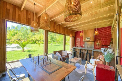 Imagen 2 de 27 de Z O N A S U R . C L Espectacular Casa En Parcela Pucón-vill.