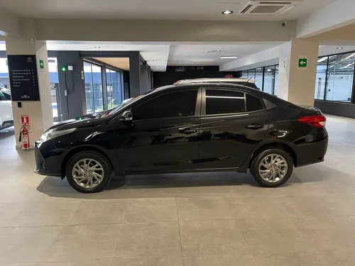 Toyota Yaris 1.5 Xs Sedan