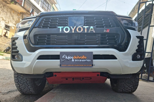 Protector De Hierro Trd Para Motor Toyota Hilux Revo Rojo