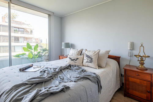 Barrio Las Lilas: Colegio San Ignacio Y Conectividad