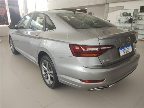 Volkswagen Jetta 1.4 250 Tsi R-line