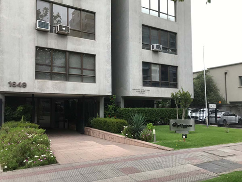 Oficina En Elidoro Yáñez Con Antonio Varas