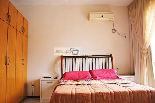 Imagem 15 de 30 de Casa Ampla Com Pátio E Edícula Em Forquilhinhas. - 3476