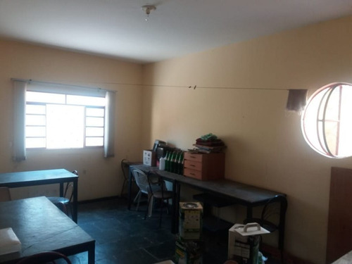 Imagem 4 de 9 de Kitnet Com 1 Dormitório Para Alugar, 40 M² Por R$ 550,00/mês - Dois Córregos - Piracicaba/sp - Kn0374