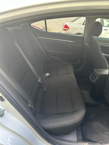 Hyundai Elantra 2.0 Gls Premium At