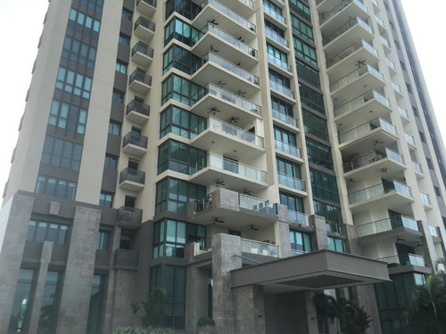 Venta De Apartamento En Ph Valery Point, Santa María 20-6206