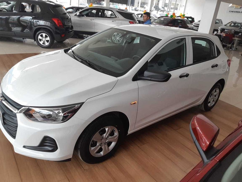 Chevrolet Onix 1.0 (flex)