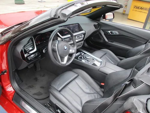 Bmw Z4 Sdrive 20i 2000cc At Aa