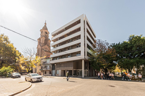 Departamento 2 Dormitorios En Venta - Rosario