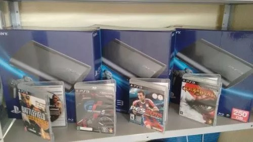 Ps3 Super Slim + 250 Gb + 7 Jogos +3 Controle +1 Camera
