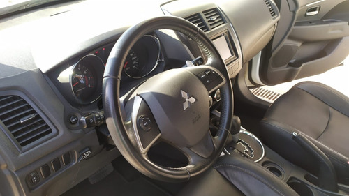 Imagem 11 de 19 de Mitsubishi Asx 17/17 4x2 Gasolina