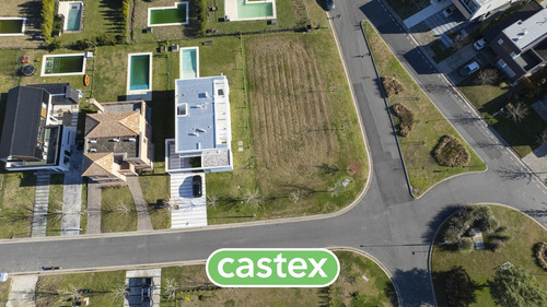 Lote En Venta En Barrio Araucarias, Puertos, Escobar.
