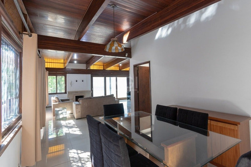 Casa Em Nonoai Com 4 Dormitórios - Lu431988