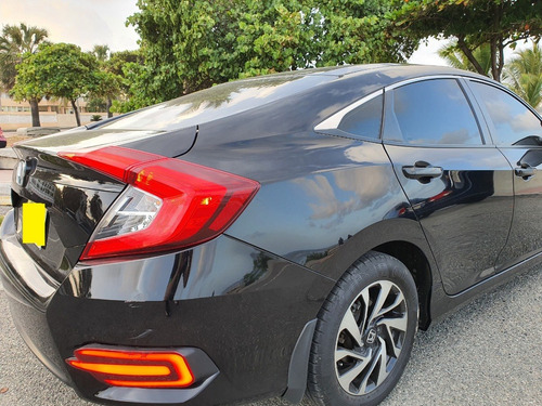 Imagen 5 de 12 de Honda Civic Lx 2018