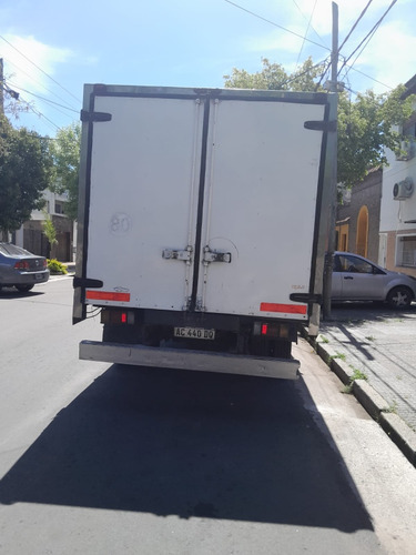 Incluye Caja Paquetera De 5 Metros
