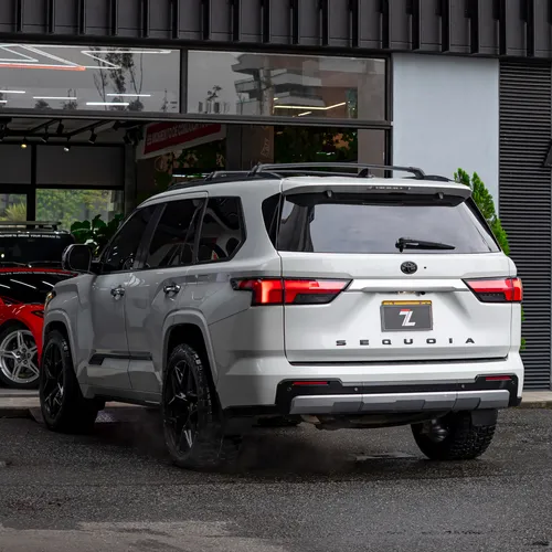 Toyota Sequoia Capstone 3.4 B2+ 2024