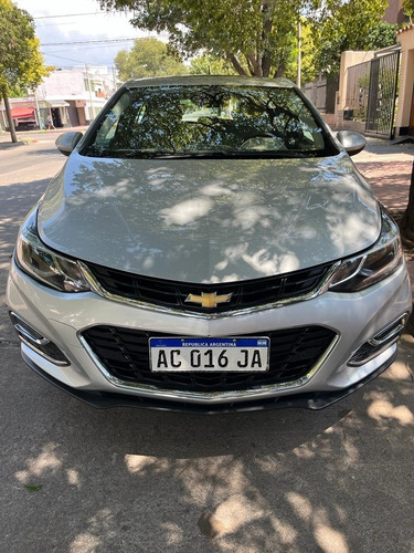 Imagen 2 de 15 de Chevrolet Cruze