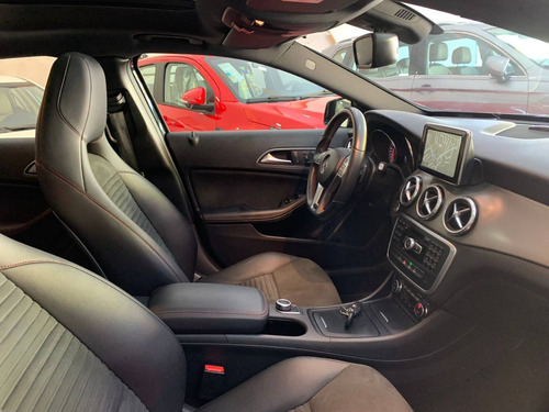 Imagem 9 de 13 de Mercedes-benz Gla 250 2.0 16v Turbo Gasolina Sport 4p