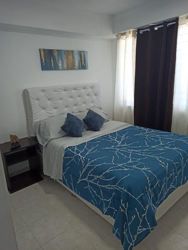 Imagen 5 de 12 de Comodo Apartamento Para Alquiler Vacacional Lecheria Frente A Playa Lido R. Mar De Leva
