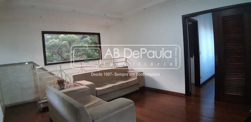 Imagem 4 de 15 de Jardim Sulacap - Mini Sítio Com Uma Magnífica Casa Duplex, Clara E Arejada, Com 359m² Construídos - Abca40049