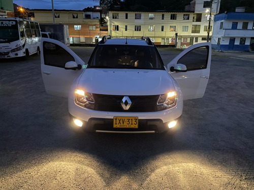 Imagen 8 de 15 de Renault Duster Dynamique 4x4