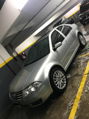 Volkswagen Bora 1.8 Highline T Tiptronic Cuero