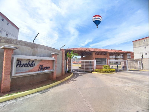 Re/max 2mil Vende Apartamento En Resd. Pueblo Nuevo