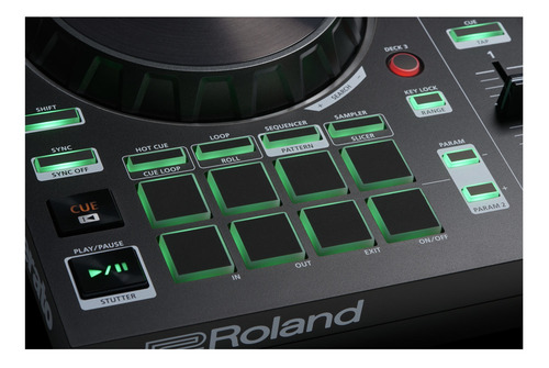 Imagen 4 de 4 de Controlador DJ Roland DJ-202 negro de 2 canales