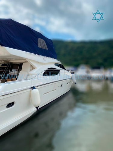 Imagem 7 de 10 de Lancha Ferretti 55 Iate Ambar Axtor Intermarine Armada