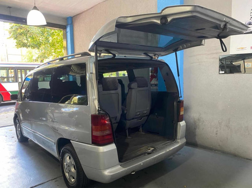 Mercedes-benz Viano 2.2 220 Cdi 7 Pax At 2001