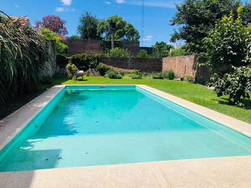 Imagen 14 de 15 de Casa Con Jardín Y Pileta En José C. Paz