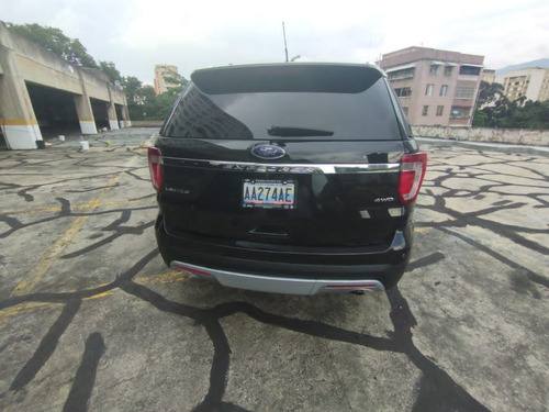 Imagen 4 de 10 de Ford Explorer Limited