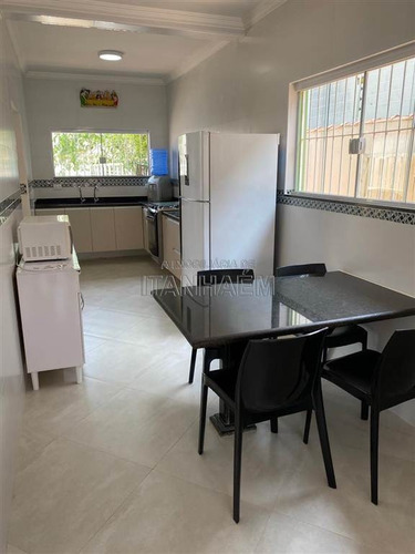 Imagem 9 de 14 de Casa Linda A Venda Em Itanhaém.