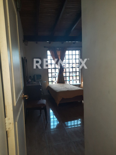 Imagen 5 de 12 de Venta De Casa- Quinta En Urbanización Lomas De Monte Claro