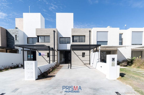 Imagen 2 de 28 de Claros Village Dúplex A Estrenar En Venta 3 Dormitorios