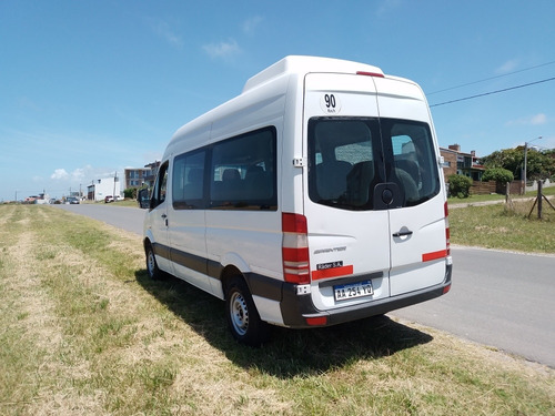 Imagen 6 de 20 de Mercedes-benz Sprinter 2016 2.1 415 Combi 3665 150cv 15+1 Te