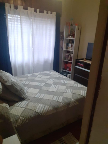 Imagen 9 de 20 de Casa Lote Propio De 3 Amb. + Dpto. Monoambiente Atras.-