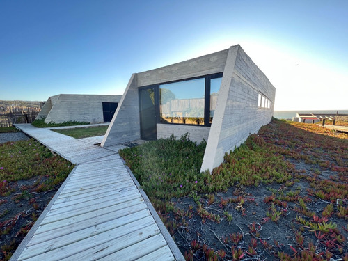 Maravillosa Casa A Pasos De La Playa En La Vega De Pupuya