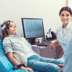 Eeg Holter 16 Canales 24 Horas Cms4100