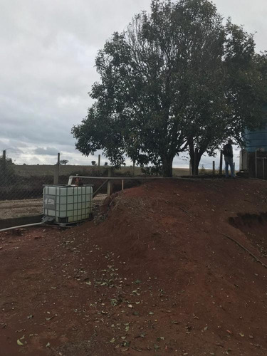 Chácara Com Granja Funcionando Em Quadra / Tatuí - 34 Mil M² - 1022