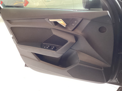 Audi A3 1.4 Sedán 35tfsi Select At Dsg