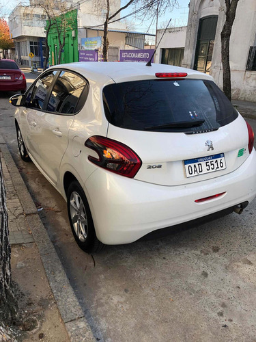 Peugeot 208 208 Allure 1.5