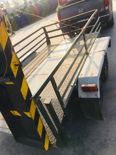 Trailer Para 1500 Kg Con Rampa Y Barandas