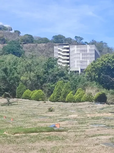 Parcela Cementerio Del Este