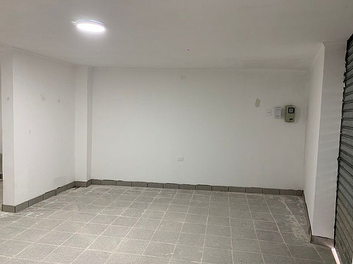 A Cuadras De Metro Blanqueado